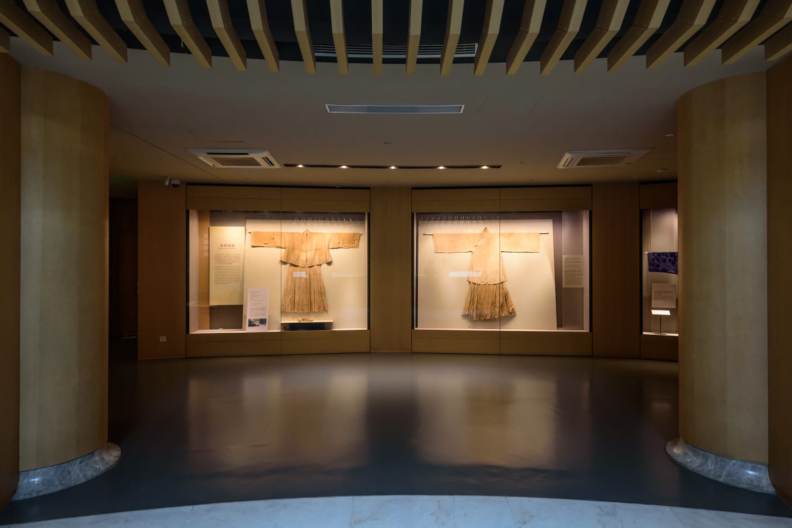 China National Silk Museum — China's Great Cities: Beijing to Chengdu