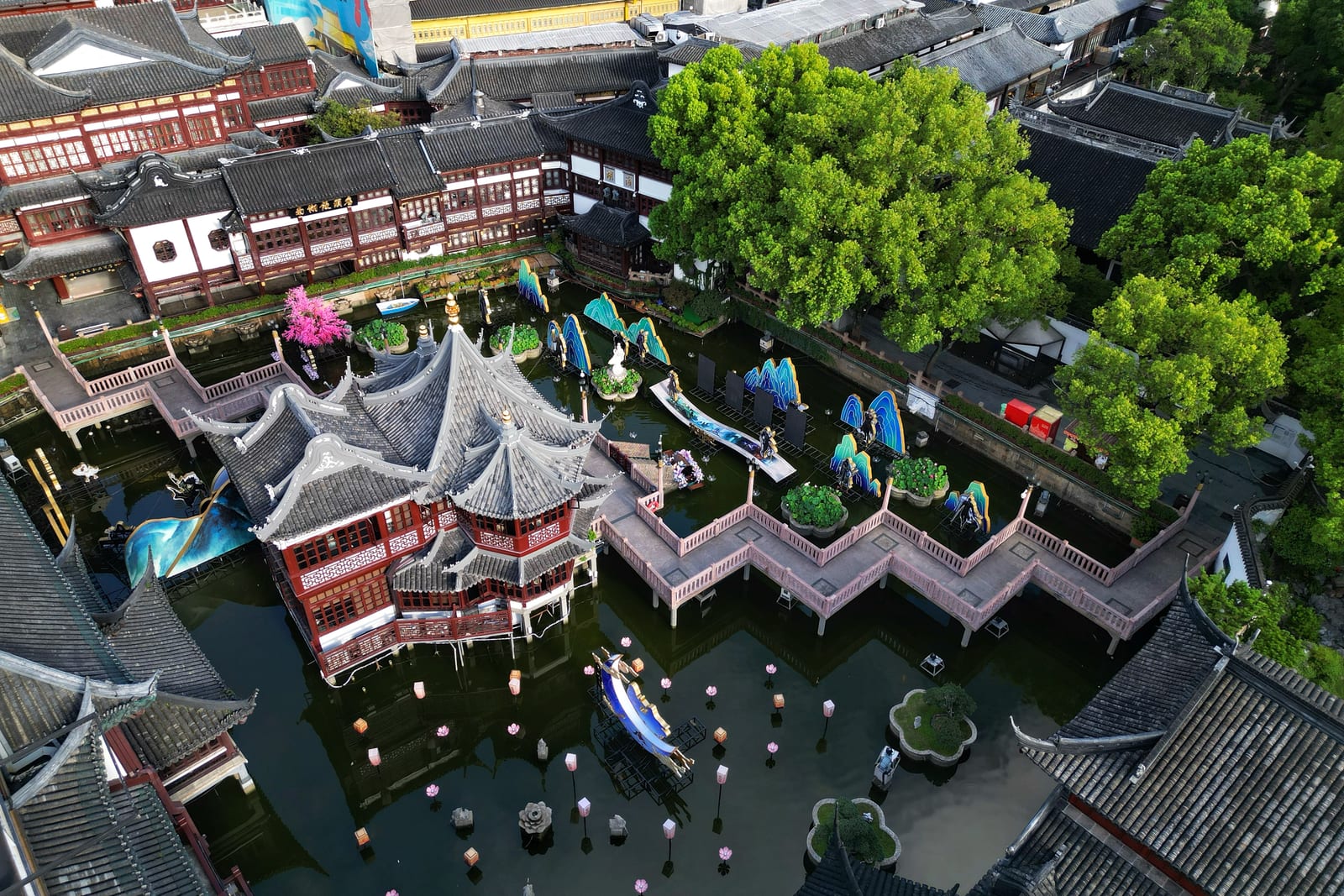 Yu Garden — Karst Landscapes to the Shanghai Skyline