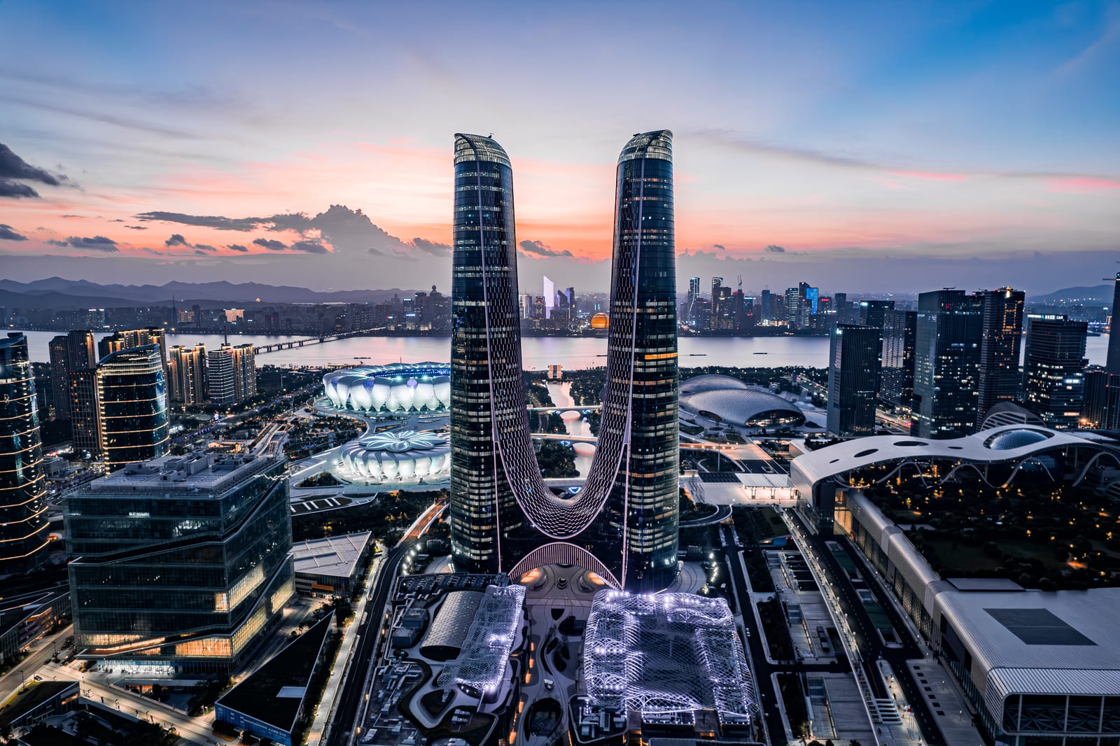 Hangzhou Century Center — Tea Landscapes, Mountain Cities and Lingnan Culture