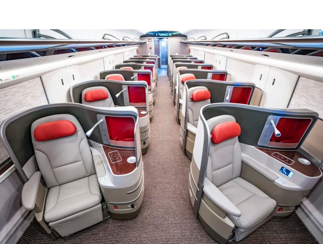 Business Class, Image Source: China Railway