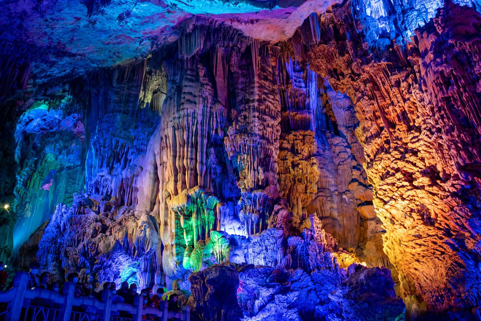 Reed Flute Cave — First impression: China in Full Spectrum