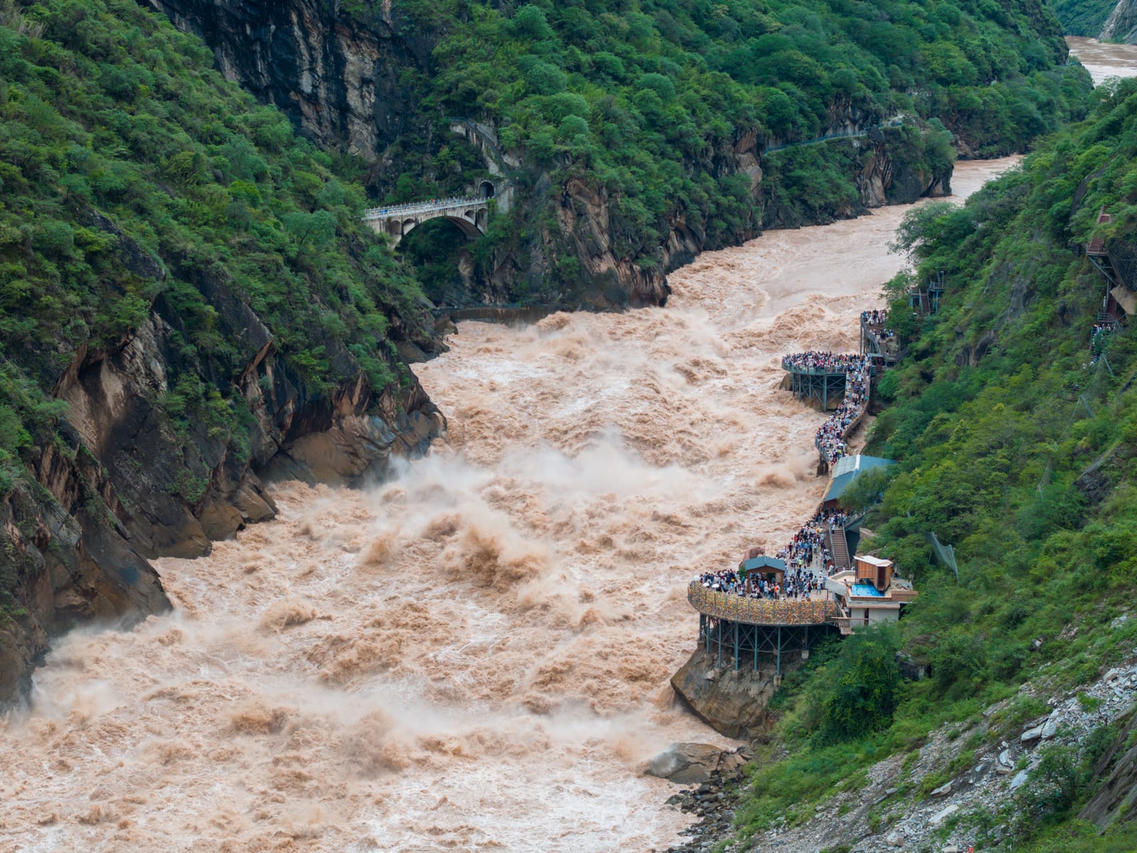 Tiger Leaping Gorge — Charms of Yunnan: Mountain Escapes & Ethnic Cultures
