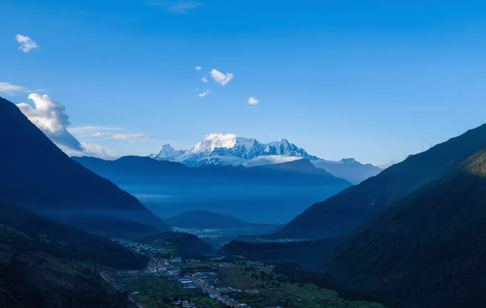 Gyirong Valley — Tibet Border & Everest: 7-Day Journey