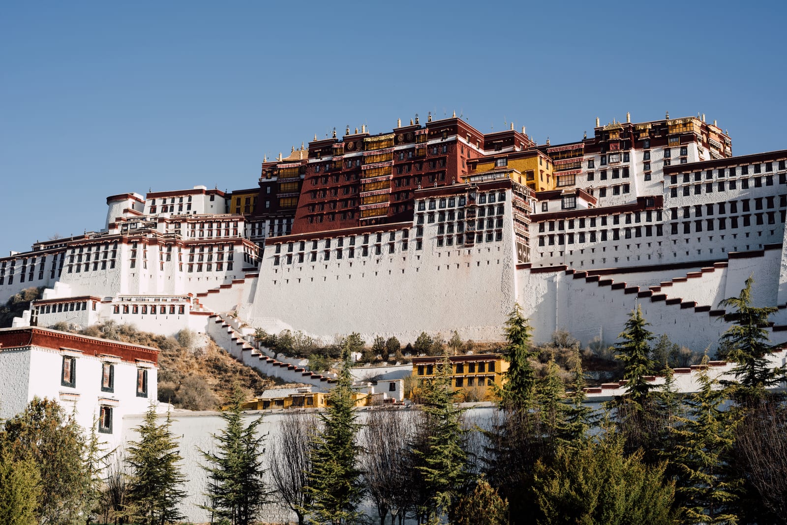 Potala Palace — Tibet Discovery: A Tibetan Cultural Journey