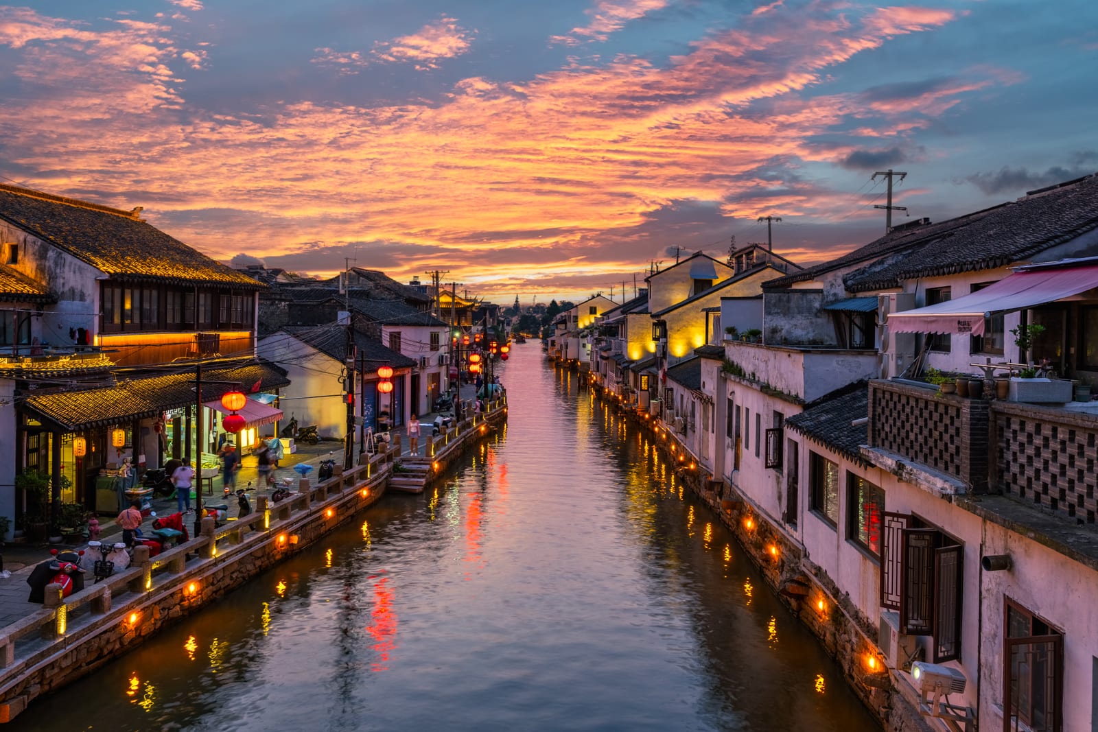 Shantang Street — 7-Day Shanghai, Suzhou & Nanjing Tour: Classical Gardens and Jiangnan Heritage
